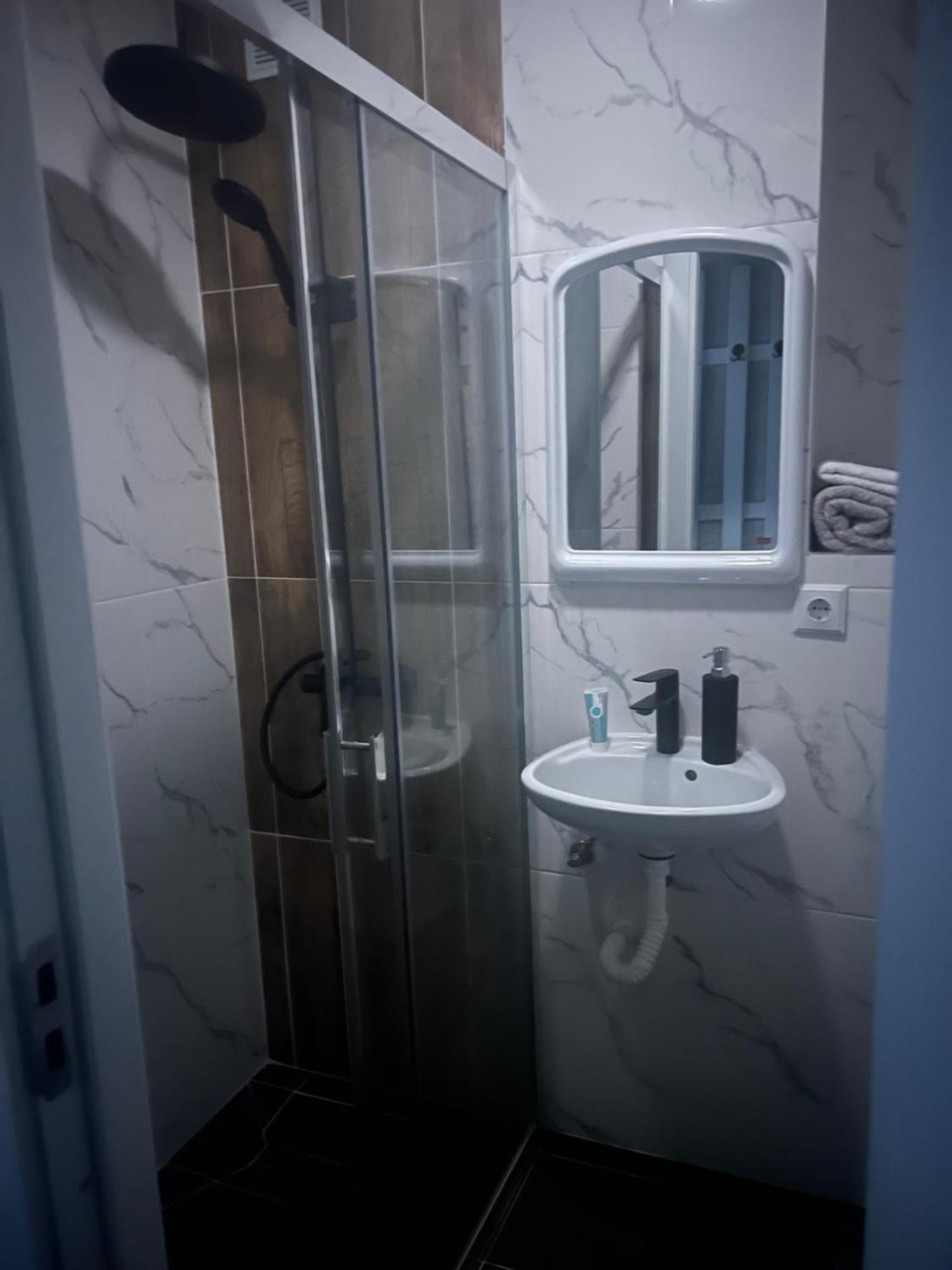 Apartament 2 Camere Бая Маре Екстериор снимка